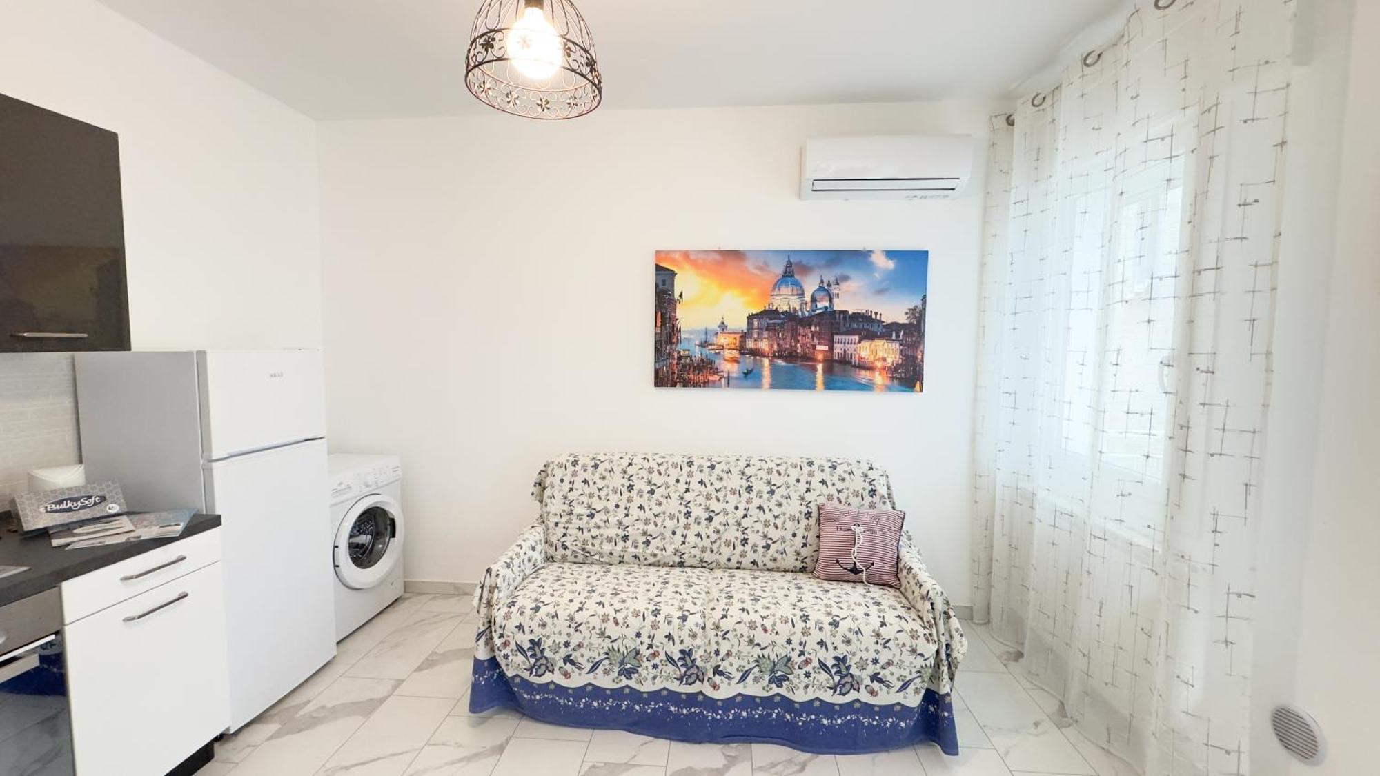 Casa Brezza Marina Apartment *